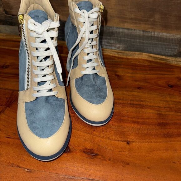 Mario Raspini blue and cream colored wedge sneakers. Size 39 - Picture 2 of 10